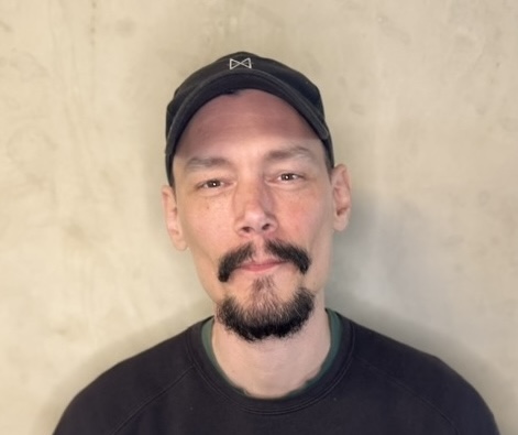 Theo — Full-Stack Developer